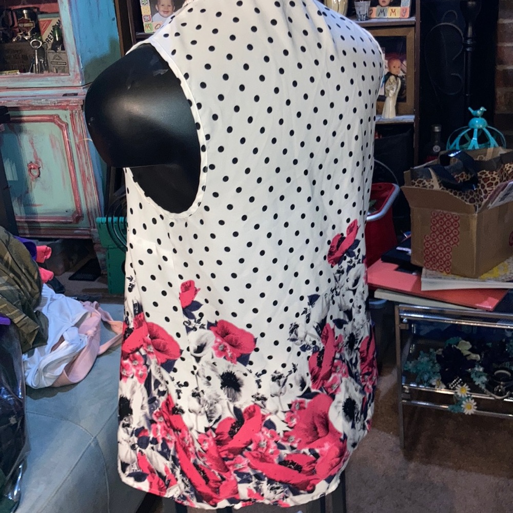 Flower print blouse - Picture 2 of 3